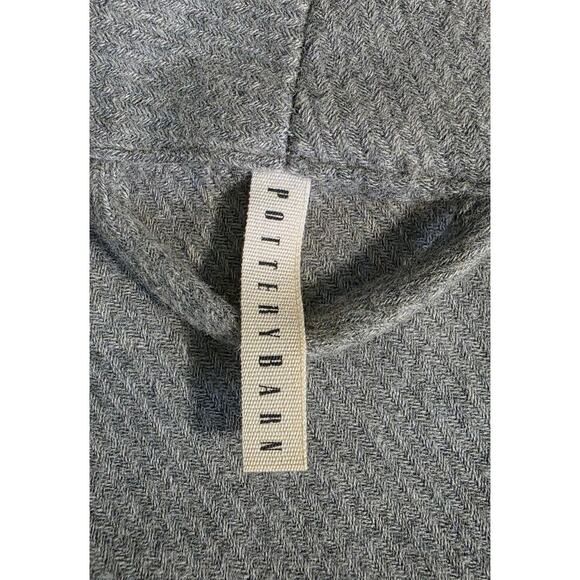 Pottery Barn Robe Adult Gray red Trimmed Cotton - Picture 4 of 6